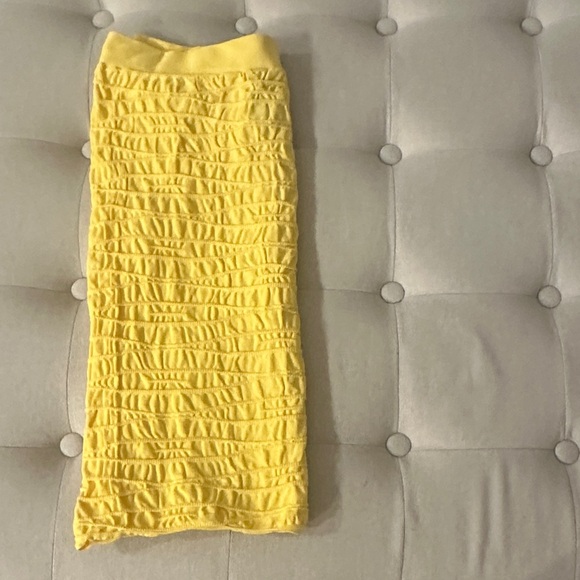 Last Tango Vibrant Yellow Ruched Pencil Skirt - Picture 7 of 11